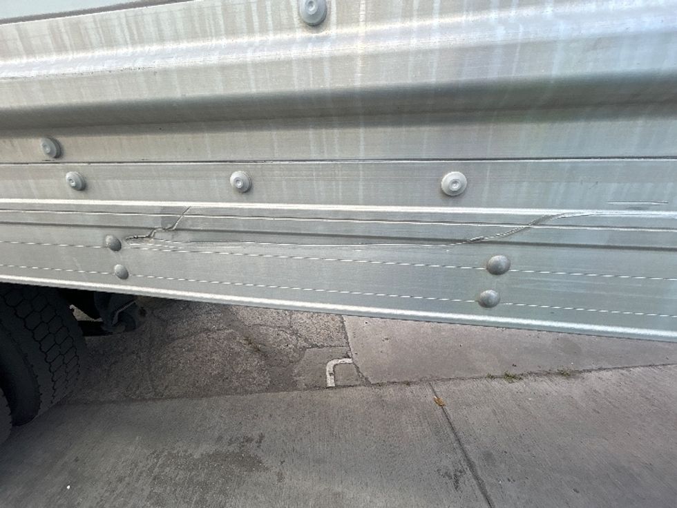 Medium Duty Box Truck-Light and Medium Duty Trucks-International-2020-MV607-West Sacramento-CA-123,445\n\t\tmiles-$ 58,750 - Image 29