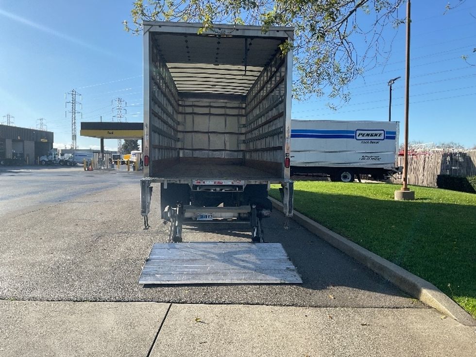 Medium Duty Box Truck-Light and Medium Duty Trucks-International-2020-MV607-West Sacramento-CA-128,309\n\t\tmiles-$ 52,500 - Image 9