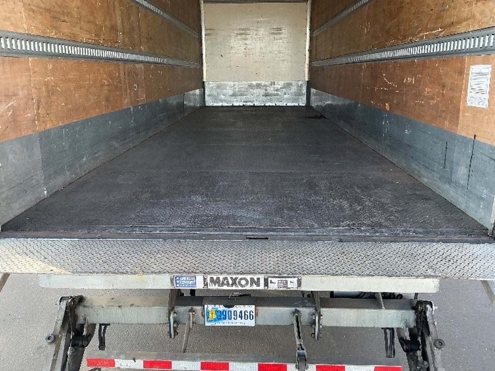Medium Duty Box Truck-Light and Medium Duty Trucks-International-2020-MV607-West Sacramento-CA-135,117\n\t\tmiles-$ 42,500 - Image 10