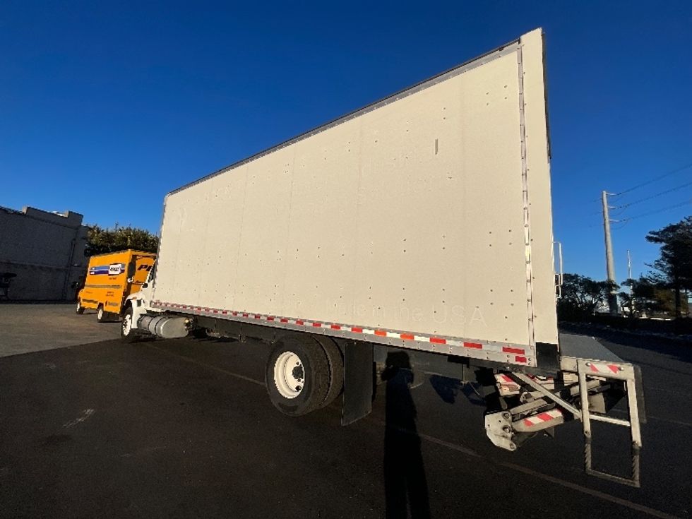 Medium Duty Box Truck-Light and Medium Duty Trucks-International-2020-MV607-West Sacramento-CA-136,440\n\t\tmiles-$ 62,250 - Image 6