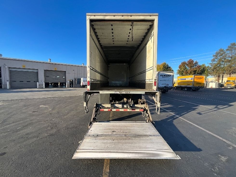 Medium Duty Box Truck-Light and Medium Duty Trucks-International-2020-MV607-West Sacramento-CA-136,440\n\t\tmiles-$ 62,250 - Image 9