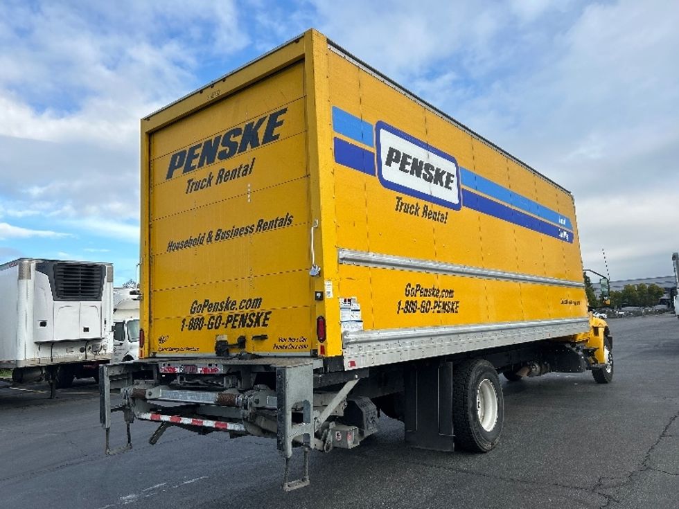 Medium Duty Box Truck-Light and Medium Duty Trucks-International-2020-MV607-West Sacramento-CA-137,287\n\t\tmiles-$ 55,750 - Image 26