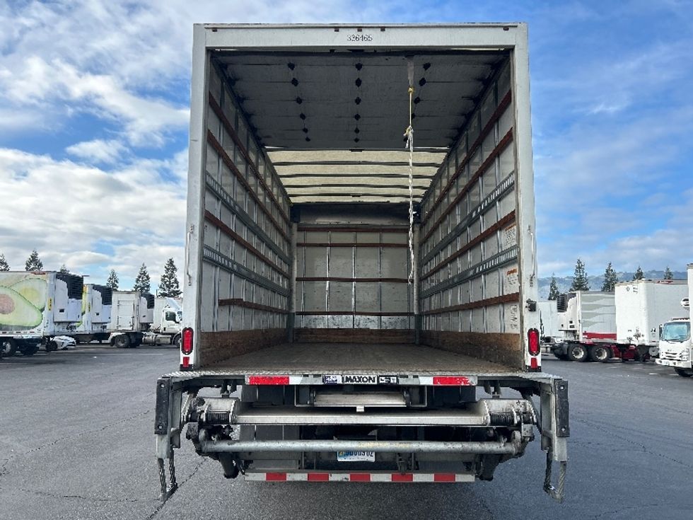 Medium Duty Box Truck-Light and Medium Duty Trucks-International-2020-MV607-West Sacramento-CA-137,335\n\t\tmiles-$ 48,750 - Image 8