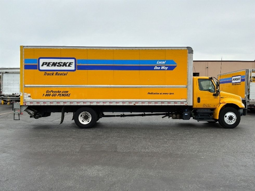 Medium Duty Box Truck-Light and Medium Duty Trucks-International-2020-MV607-West Sacramento-CA-137,867\n\t\tmiles-$ 55,500 - Image 15