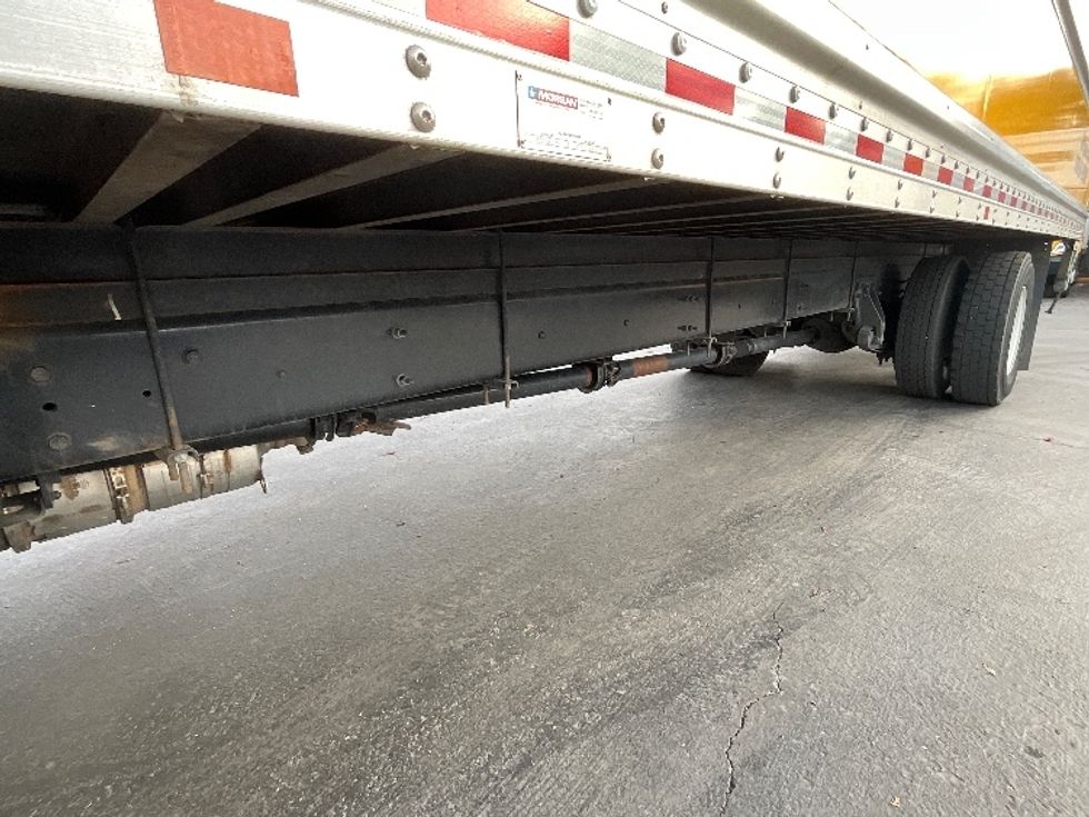 Medium Duty Box Truck-Light and Medium Duty Trucks-International-2020-MV607-West Sacramento-CA-139,912\n\t\tmiles-$ 51,000 - Image 5