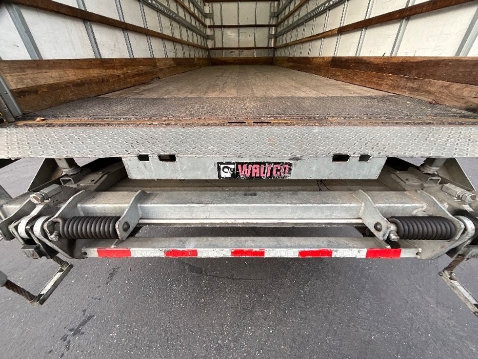 Medium Duty Box Truck-Light and Medium Duty Trucks-International-2020-MV607-West Sacramento-CA-139,912\n\t\tmiles-$ 51,000 - Image 10
