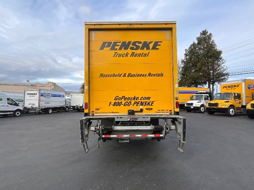 Medium Duty Box Truck-Light and Medium Duty Trucks-International-2020-MV607-West Sacramento-CA-139,912\n\t\tmiles-$ 51,000 - Image 7