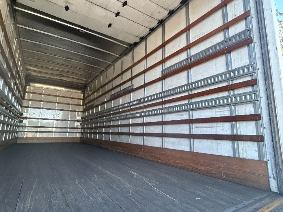 Medium Duty Box Truck-Light and Medium Duty Trucks-International-2020-MV607-West Sacramento-CA-162,098\n\t\tmiles-$ 53,500 - Image 12