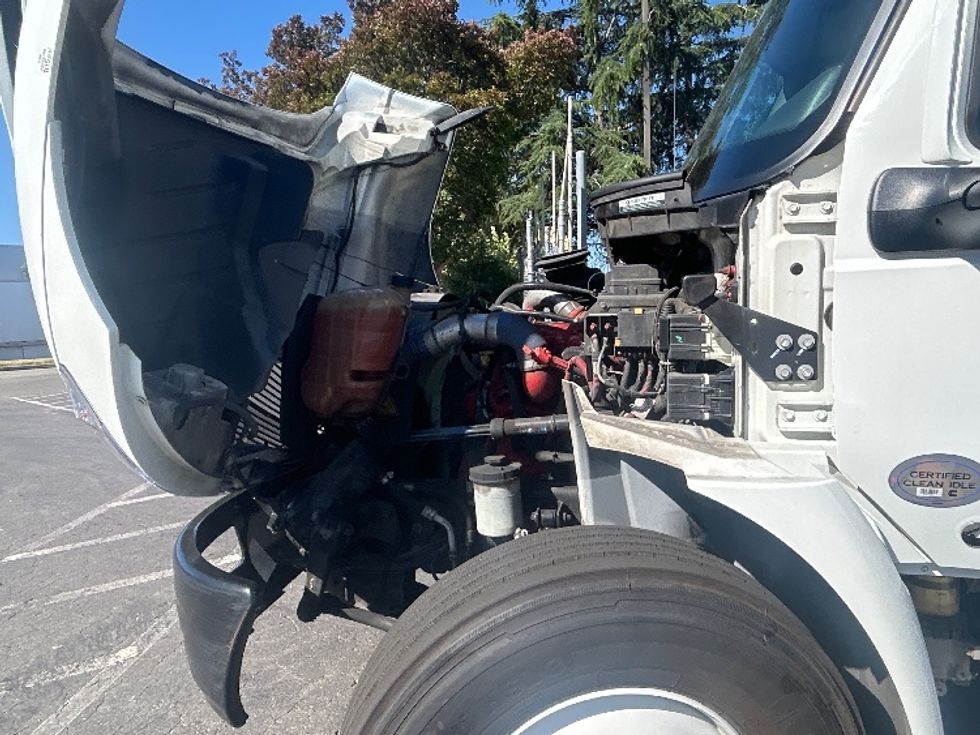 Medium Duty Box Truck-Light and Medium Duty Trucks-International-2020-MV607-West Sacramento-CA-162,098\n\t\tmiles-$ 53,500 - Image 24