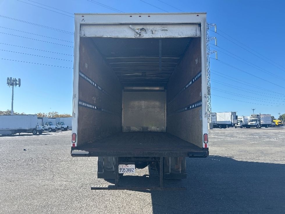 Medium Duty Box Truck-Light and Medium Duty Trucks-International-2020-MV607-West Sacramento-CA-1,673\n\t\tmiles-$ 65,750 - Image 9