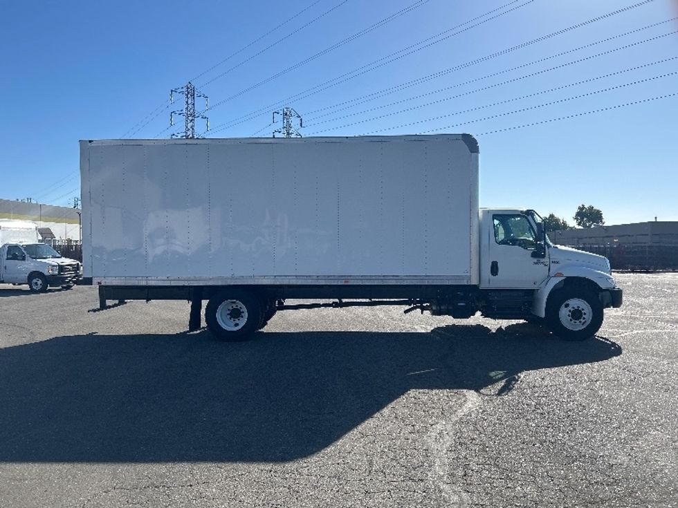 Medium Duty Box Truck-Light and Medium Duty Trucks-International-2020-MV607-West Sacramento-CA-1,673\n\t\tmiles-$ 65,750 - Image 15