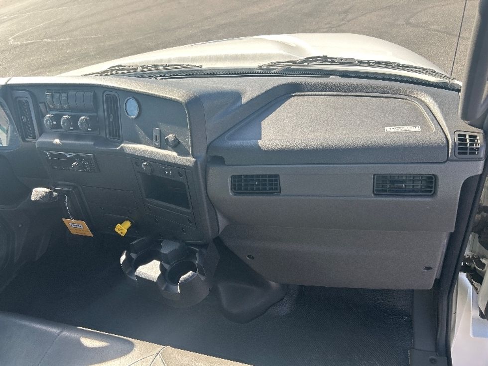 Medium Duty Box Truck-Light and Medium Duty Trucks-International-2020-MV607-West Sacramento-CA-1,673\n\t\tmiles-$ 65,750 - Image 21