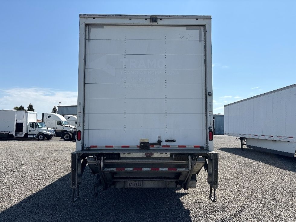 Medium Duty Box Truck-Light and Medium Duty Trucks-International-2020-MV607-West Sacramento-CA-204,025\n\t\tmiles-$ 53,750 - Image 7
