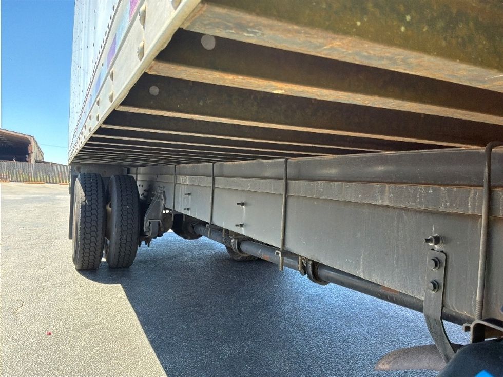 Medium Duty Box Truck-Light and Medium Duty Trucks-International-2020-MV607-West Sacramento-CA-204,025\n\t\tmiles-$ 53,750 - Image 14
