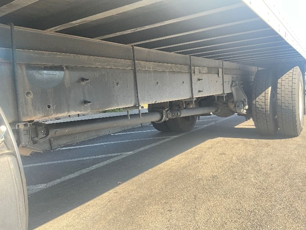 Medium Duty Box Truck-Light and Medium Duty Trucks-International-2020-MV607-West Sacramento-CA-209,319\n\t\tmiles-$ 47,250 - Image 5