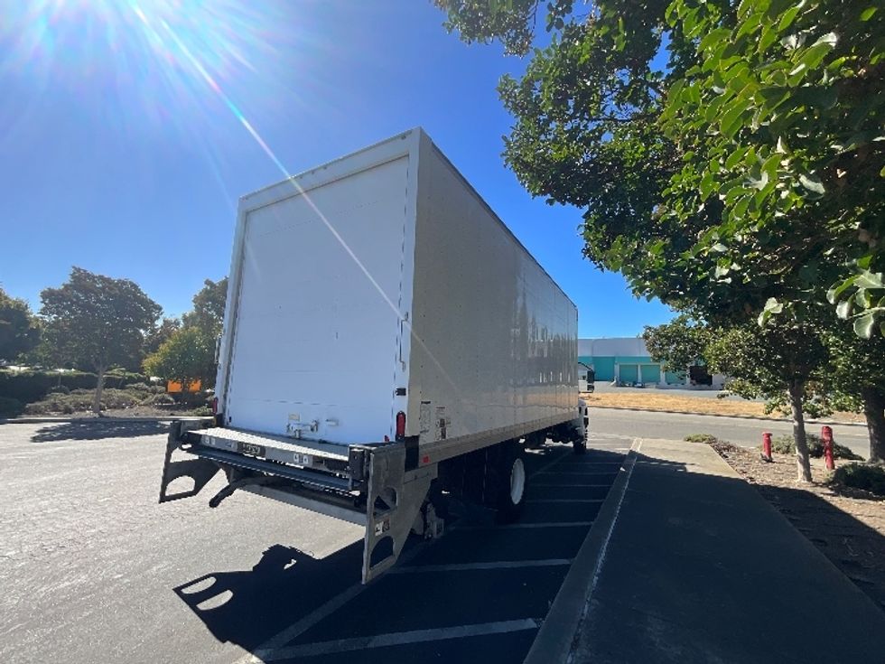Medium Duty Box Truck-Light and Medium Duty Trucks-International-2020-MV607-West Sacramento-CA-209,319\n\t\tmiles-$ 47,250 - Image 13
