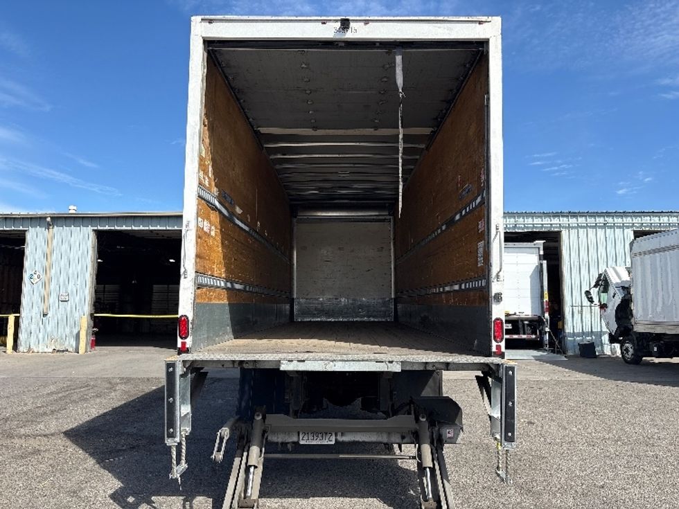 Medium Duty Box Truck-Light and Medium Duty Trucks-International-2020-MV607-West Sacramento-CA-213,908\n\t\tmiles-$ 47,250 - Image 8