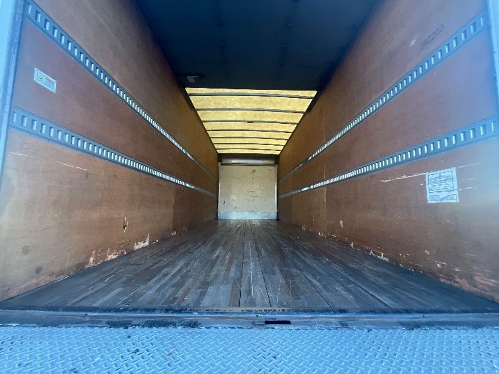 Medium Duty Box Truck-Light and Medium Duty Trucks-International-2020-MV607-West Sacramento-CA-218,157\n\t\tmiles-$ 43,000 - Image 8