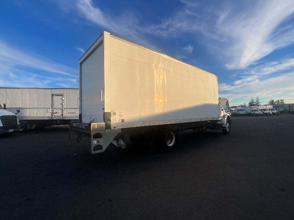 Medium Duty Box Truck-Light and Medium Duty Trucks-International-2020-MV607-West Sacramento-CA-218,157\n\t\tmiles-$ 43,000 - Image 13