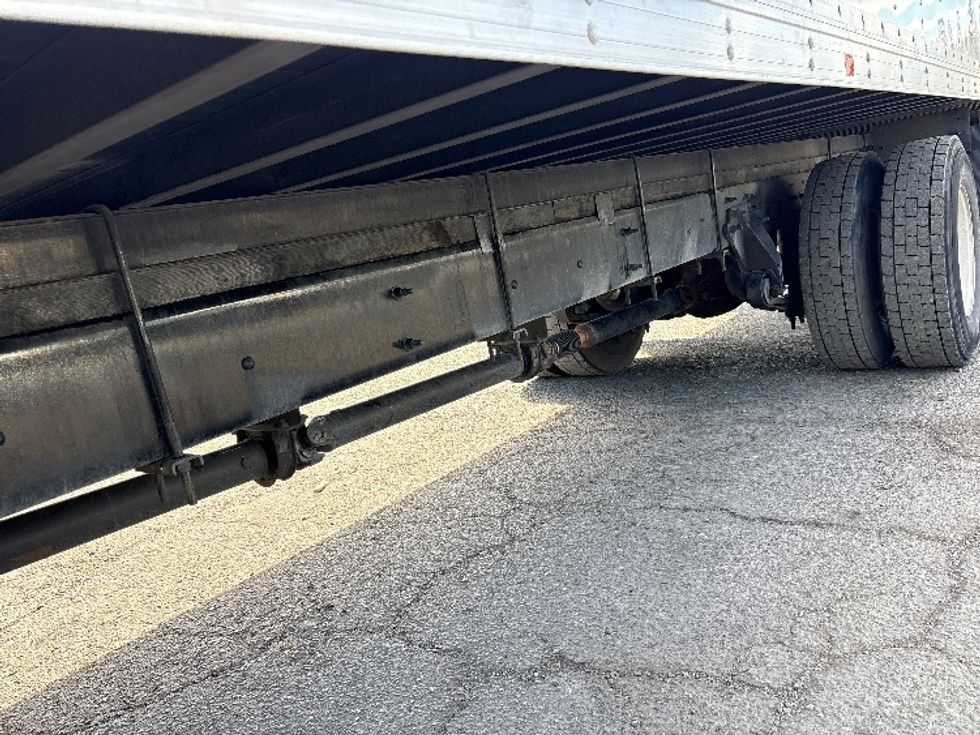 Medium Duty Box Truck-Light and Medium Duty Trucks-International-2020-MV607-West Sacramento-CA-241,202\n\t\tmiles-$ 46,000 - Image 5