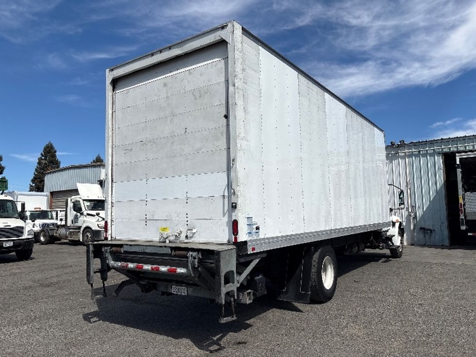 Medium Duty Box Truck-Light and Medium Duty Trucks-International-2020-MV607-West Sacramento-CA-241,202\n\t\tmiles-$ 46,000 - Image 13