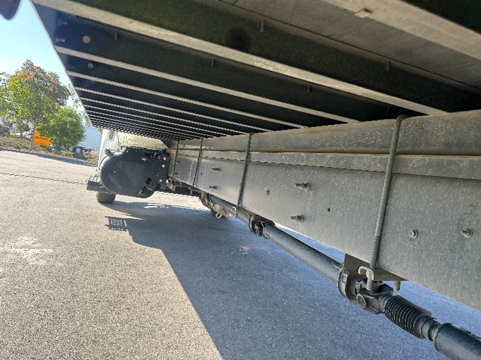 Medium Duty Box Truck-Light and Medium Duty Trucks-International-2020-MV607-West Sacramento-CA-266,080\n\t\tmiles-$ 39,750 - Image 5