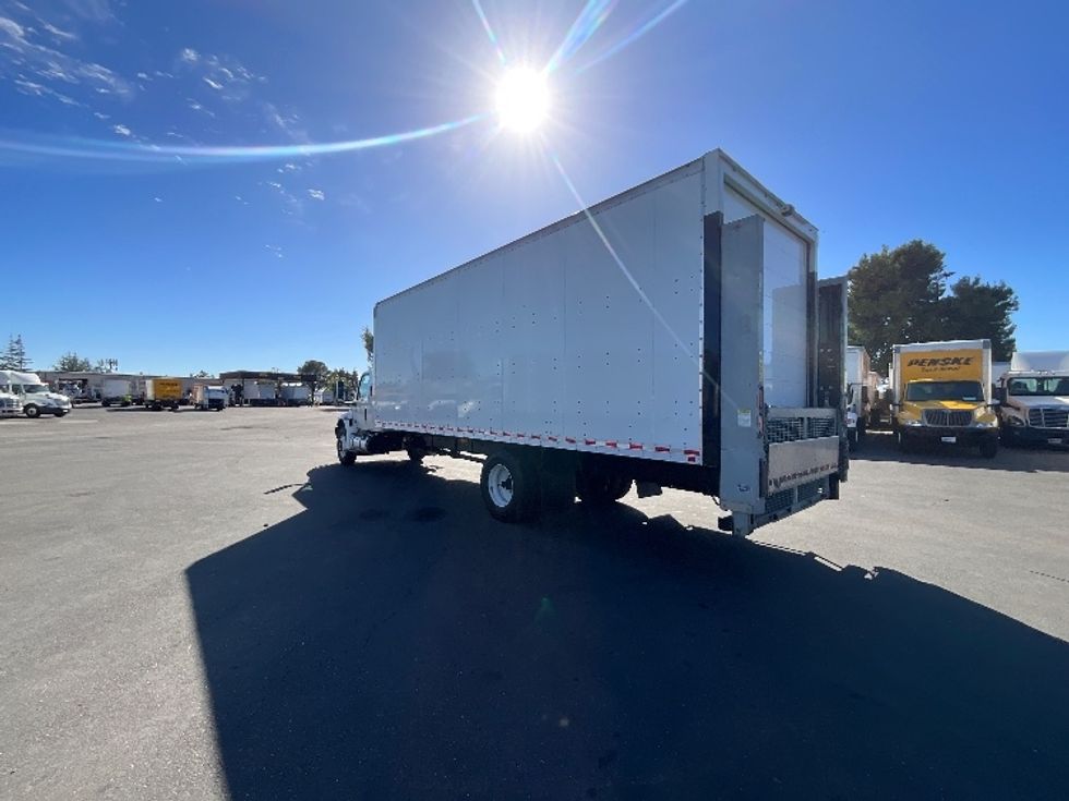 Medium Duty Box Truck-Light and Medium Duty Trucks-International-2020-MV607-West Sacramento-CA-73,964\n\t\tmiles-$ 70,500 - Image 5