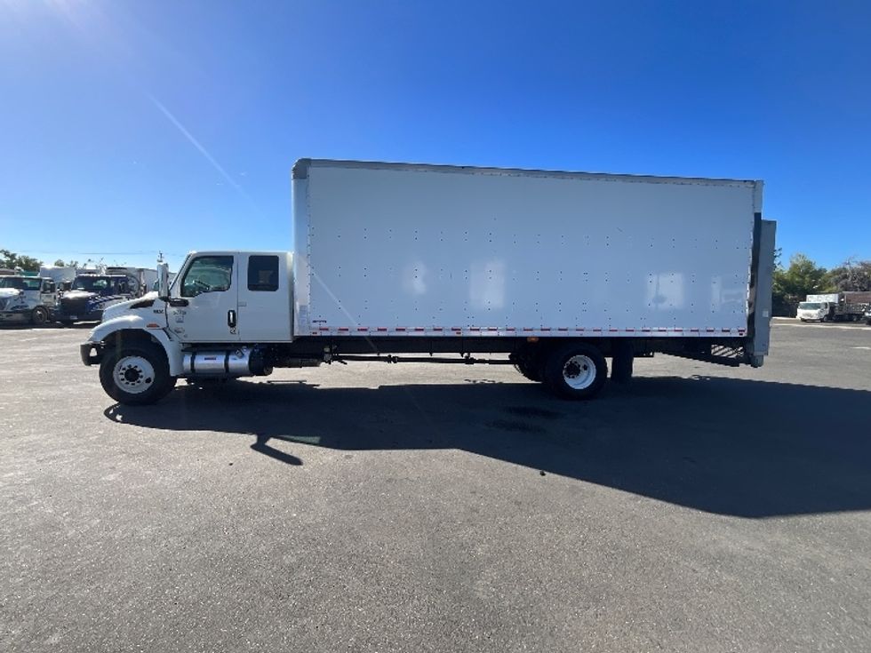 Medium Duty Box Truck-Light and Medium Duty Trucks-International-2020-MV607-West Sacramento-CA-73,964\n\t\tmiles-$ 70,500 - Image 4