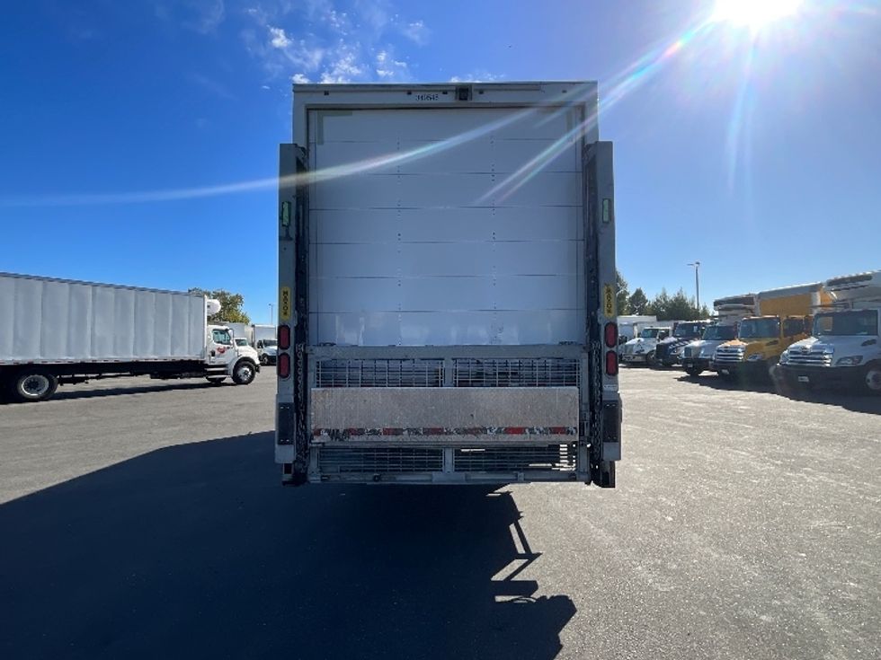 Medium Duty Box Truck-Light and Medium Duty Trucks-International-2020-MV607-West Sacramento-CA-73,964\n\t\tmiles-$ 70,500 - Image 6