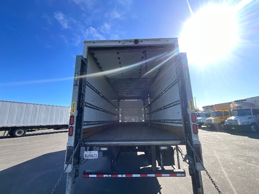 Medium Duty Box Truck-Light and Medium Duty Trucks-International-2020-MV607-West Sacramento-CA-73,964\n\t\tmiles-$ 70,500 - Image 7