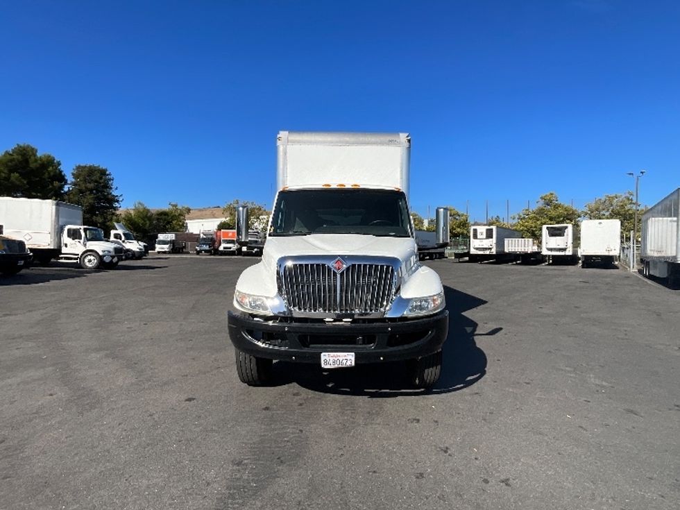 Medium Duty Box Truck-Light and Medium Duty Trucks-International-2020-MV607-West Sacramento-CA-73,964\n\t\tmiles-$ 70,500 - Image 2