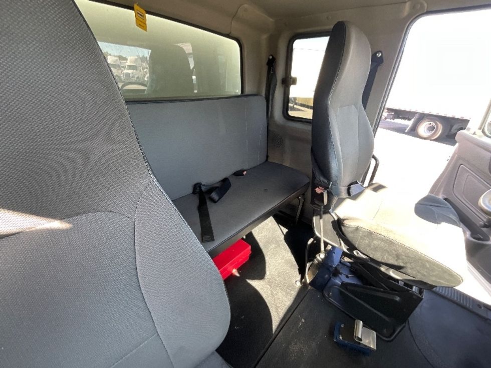 Medium Duty Box Truck-Light and Medium Duty Trucks-International-2020-MV607-West Sacramento-CA-73,964\n\t\tmiles-$ 70,500 - Image 25
