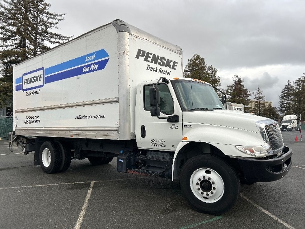 Medium Duty Box Truck-Light and Medium Duty Trucks-International-2020-MV607-West Sacramento-CA-85,639\n\t\tmiles-$ 53,500 - Image 1