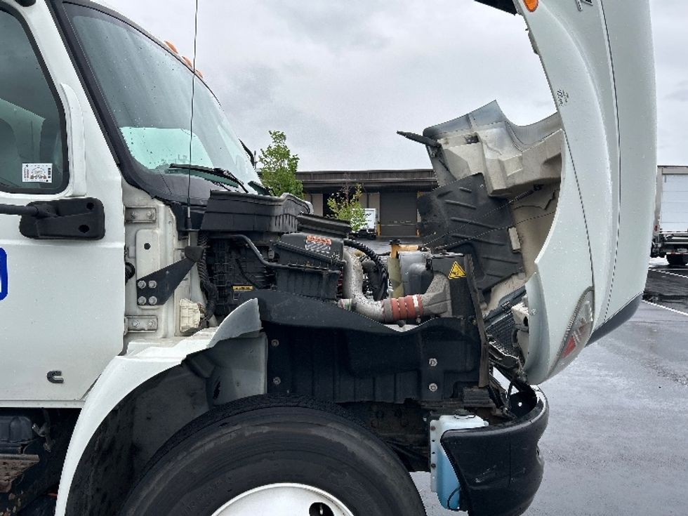 Medium Duty Box Truck-Light and Medium Duty Trucks-International-2020-MV607-West Valley City-UT-117,977\n\t\tmiles-$ 58,750 - Image 23