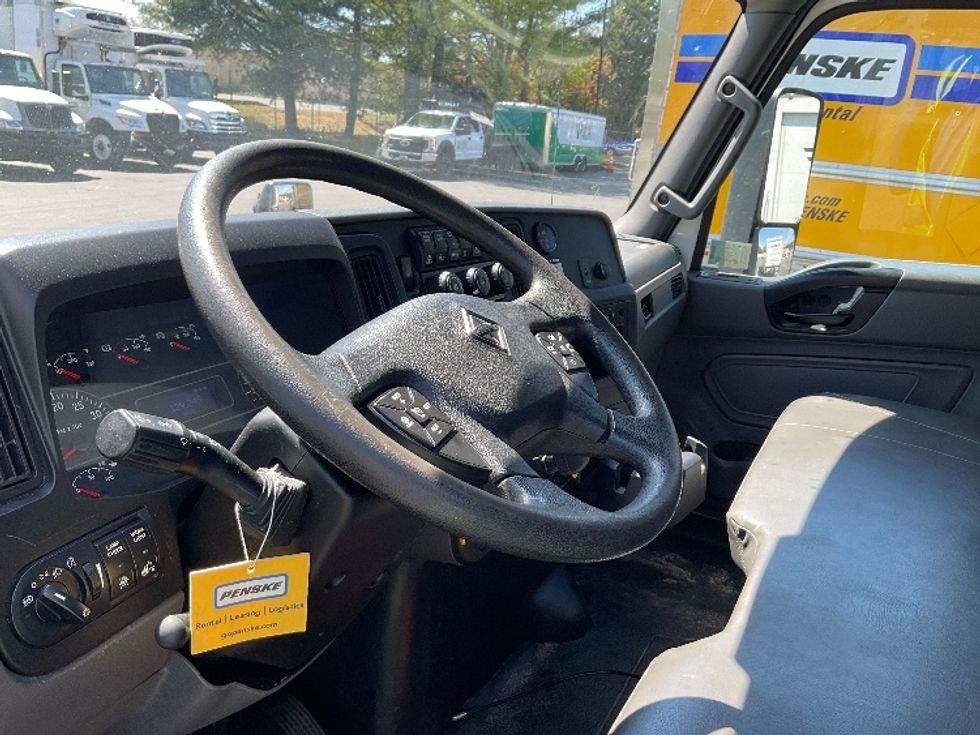 Medium Duty Box Truck-Light and Medium Duty Trucks-International-2020-MV607-West Valley City-UT-121,849\n\t\tmiles-$ 65,000 - Image 17