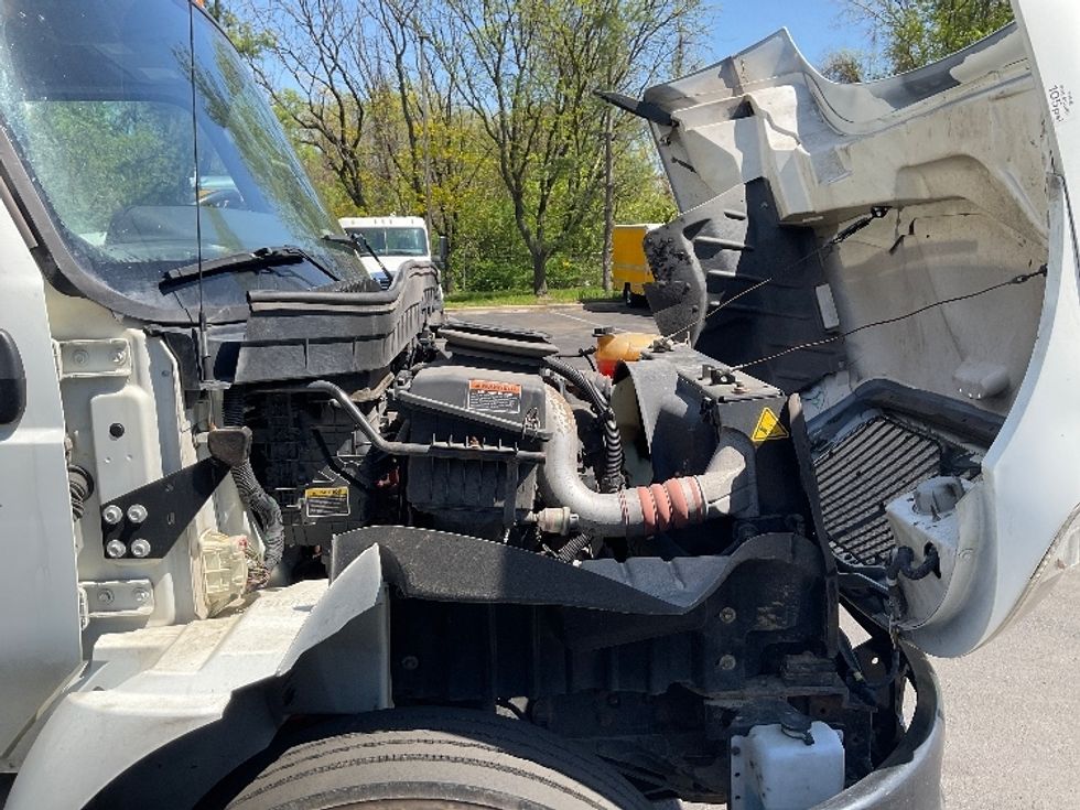 Medium Duty Box Truck-Light and Medium Duty Trucks-International-2020-MV607-West Valley City-UT-121,849\n\t\tmiles-$ 65,000 - Image 23