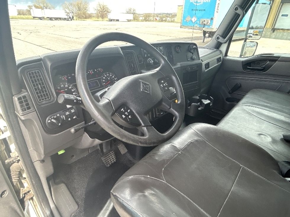 Medium Duty Box Truck-Light and Medium Duty Trucks-International-2020-MV607-West Valley City-UT-156,417\n\t\tmiles-$ 54,500 - Image 17