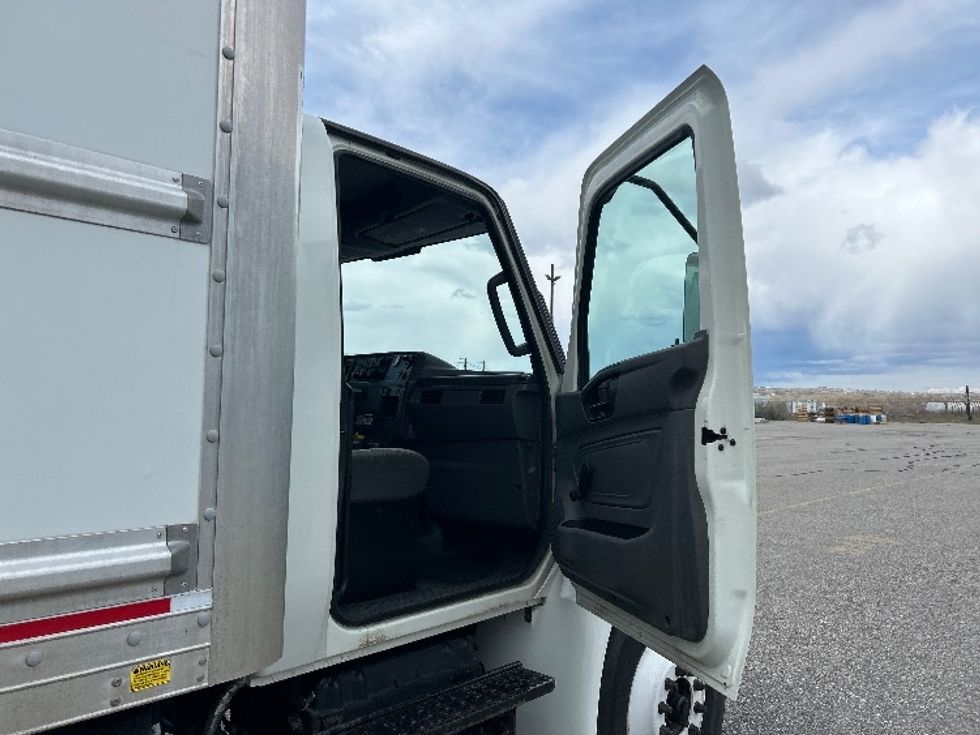 Medium Duty Box Truck-Light and Medium Duty Trucks-International-2020-MV607-West Valley City-UT-156,417\n\t\tmiles-$ 54,500 - Image 20