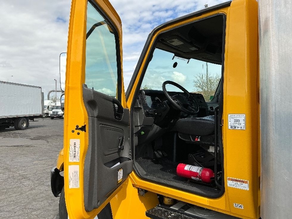 Medium Duty Box Truck-Light and Medium Duty Trucks-International-2020-MV607-West Valley City-UT-174,465\n\t\tmiles-$ 46,500 - Image 16