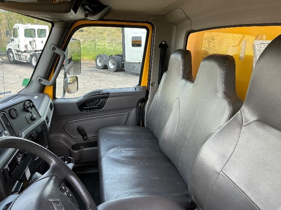 Medium Duty Box Truck-Light and Medium Duty Trucks-International-2020-MV607-West Valley City-UT-174,465\n\t\tmiles-$ 46,500 - Image 19