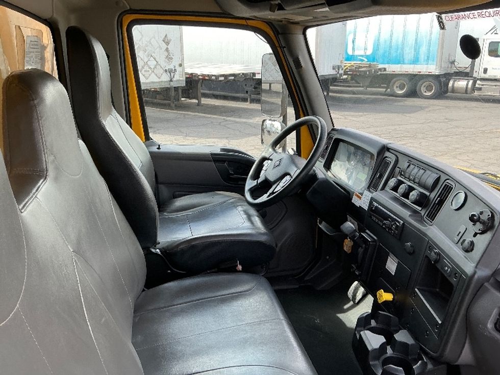 Medium Duty Box Truck-Light and Medium Duty Trucks-International-2020-MV607-West Valley City-UT-174,465\n\t\tmiles-$ 46,500 - Image 22