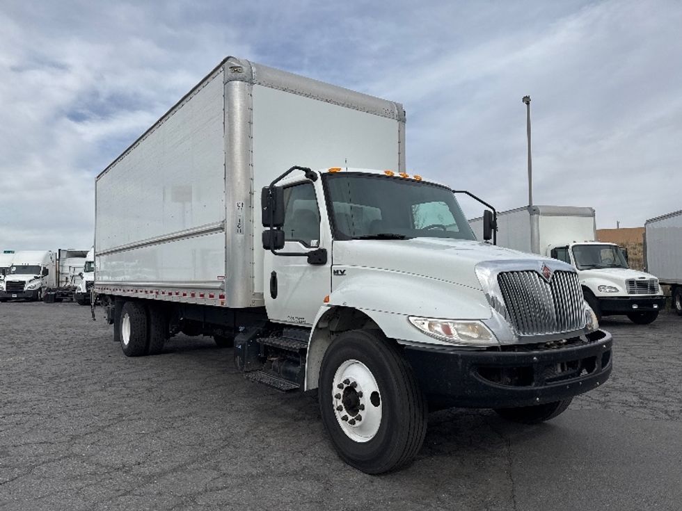 Medium Duty Box Truck-Light and Medium Duty Trucks-International-2020-MV607-West Valley City-UT-192,118\n\t\tmiles-$ 42,750 - Image 1