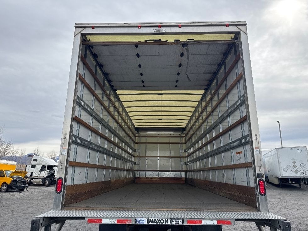 Medium Duty Box Truck-Light and Medium Duty Trucks-International-2020-MV607-West Valley City-UT-192,118\n\t\tmiles-$ 42,750 - Image 8
