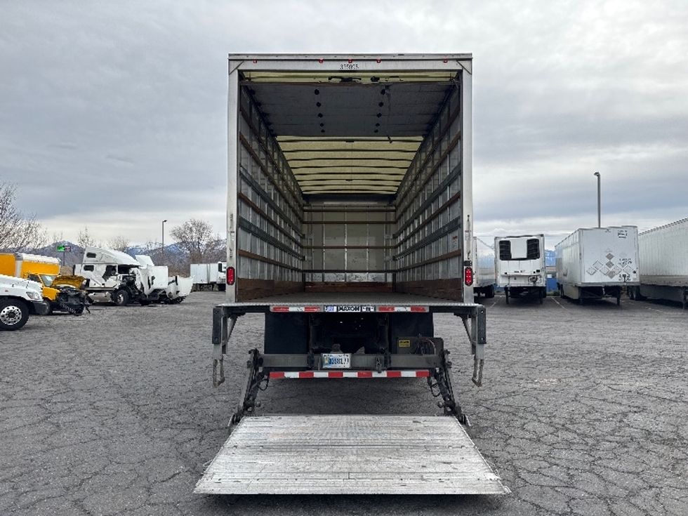 Medium Duty Box Truck-Light and Medium Duty Trucks-International-2020-MV607-West Valley City-UT-192,118\n\t\tmiles-$ 42,750 - Image 9