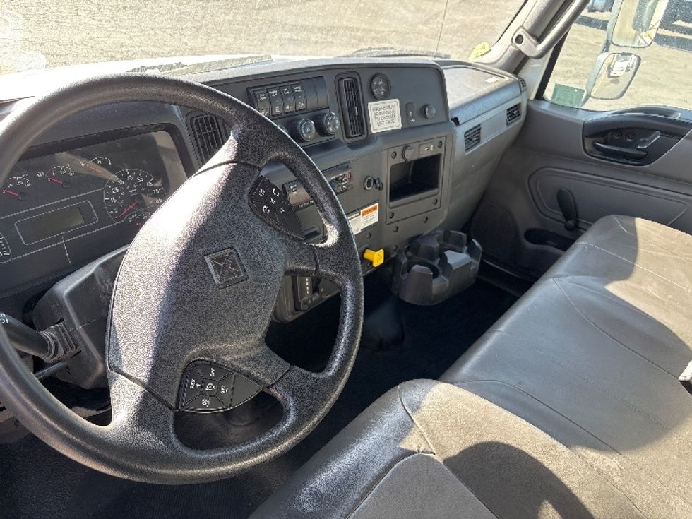 Medium Duty Box Truck-Light and Medium Duty Trucks-International-2020-MV607-West Valley City-UT-79,998\n\t\tmiles-$ 58,000 - Image 17