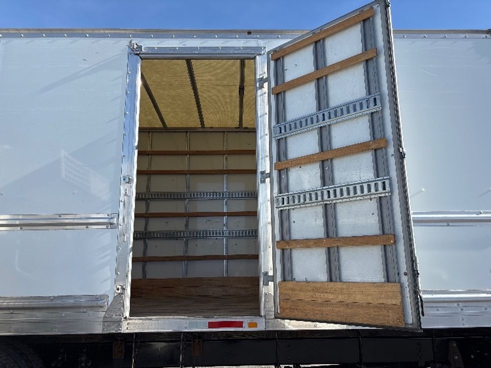 Medium Duty Box Truck-Light and Medium Duty Trucks-International-2020-MV607-West Valley City-UT-79,998\n\t\tmiles-$ 58,000 - Image 25