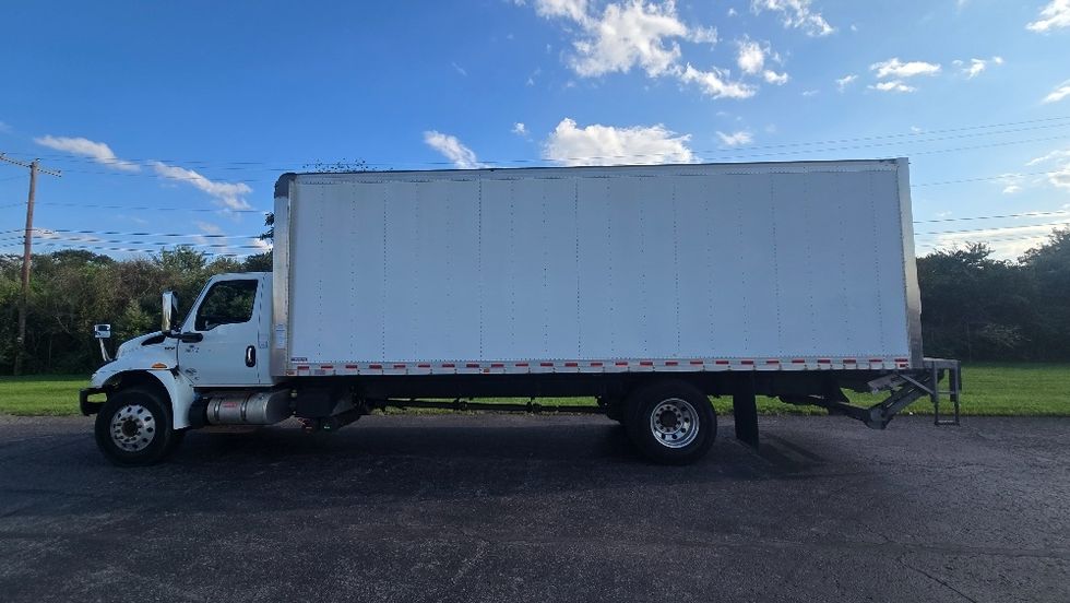 Medium Duty Box Truck-Light and Medium Duty Trucks-International-2020-MV607-White Deer-PA-128,179\n\t\tmiles-$ 62,500 - Image 4