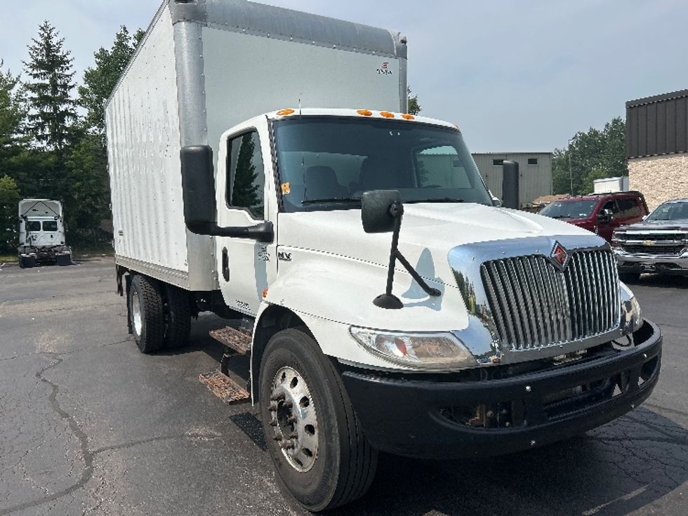 Medium Duty Box Truck-Light and Medium Duty Trucks-International-2020-MV607-White Deer-PA-143,675\n\t\tmiles-$ 40,000 - Image 1