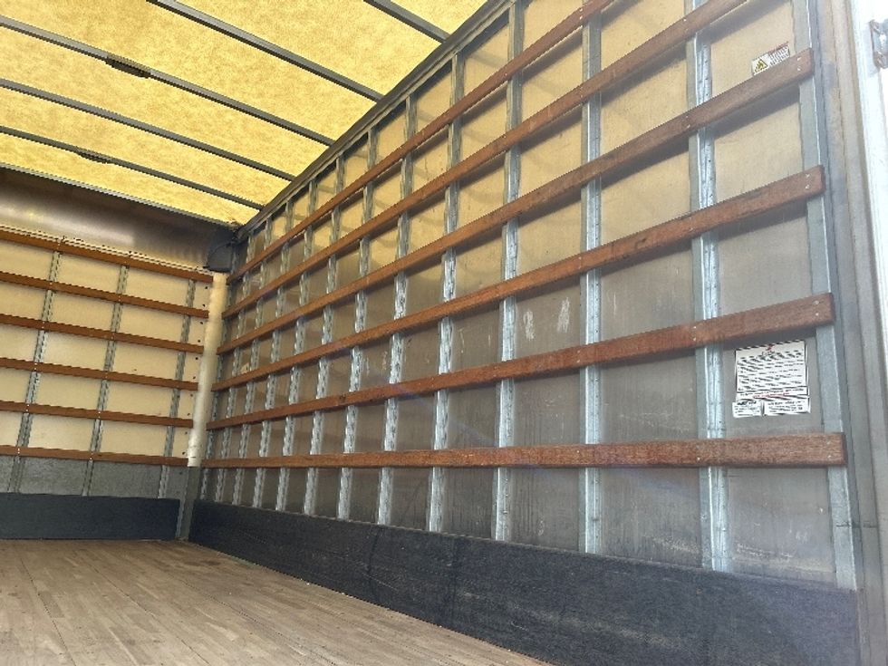 Medium Duty Box Truck-Light and Medium Duty Trucks-International-2020-MV607-White Deer-PA-143,675\n\t\tmiles-$ 40,000 - Image 12