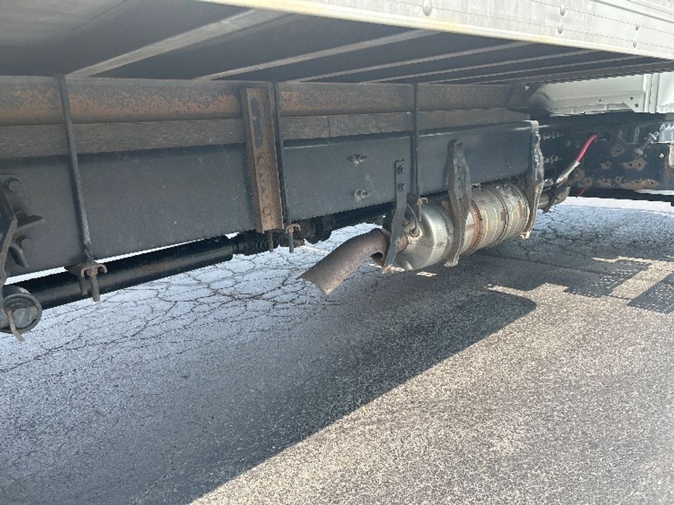 Medium Duty Box Truck-Light and Medium Duty Trucks-International-2020-MV607-White Deer-PA-143,675\n\t\tmiles-$ 40,000 - Image 14